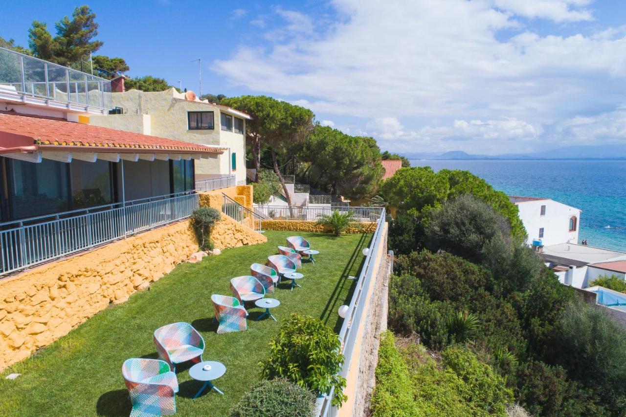 Lu' Hotel Maladroxia Sant'Antìoco Eksteriør billede