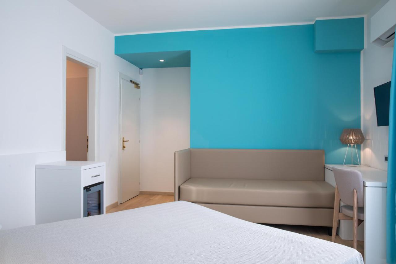 Lu' Hotel Maladroxia Sant'Antìoco Eksteriør billede
