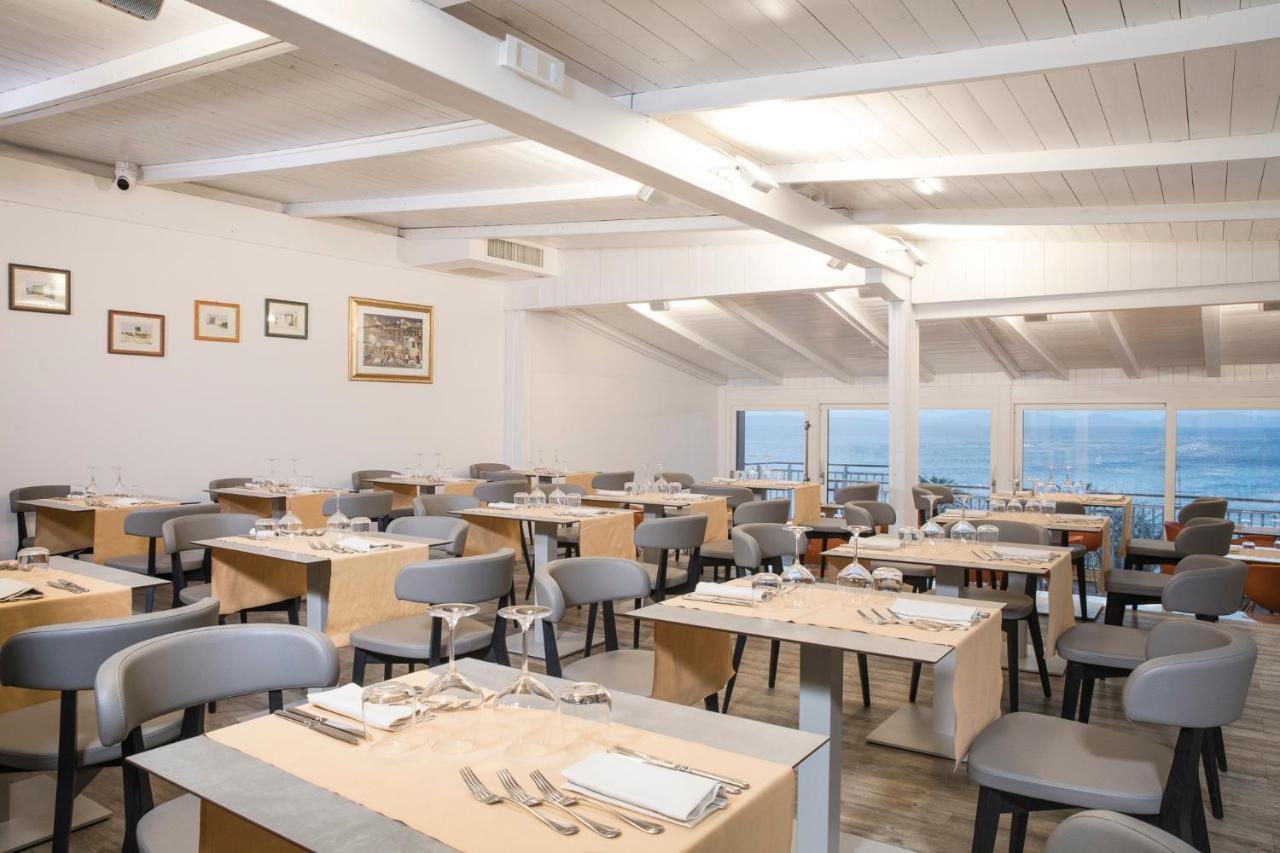 Lu' Hotel Maladroxia Sant'Antìoco Eksteriør billede
