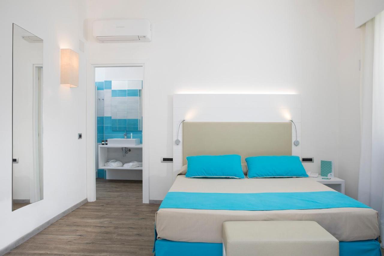 Lu' Hotel Maladroxia Sant'Antìoco Eksteriør billede
