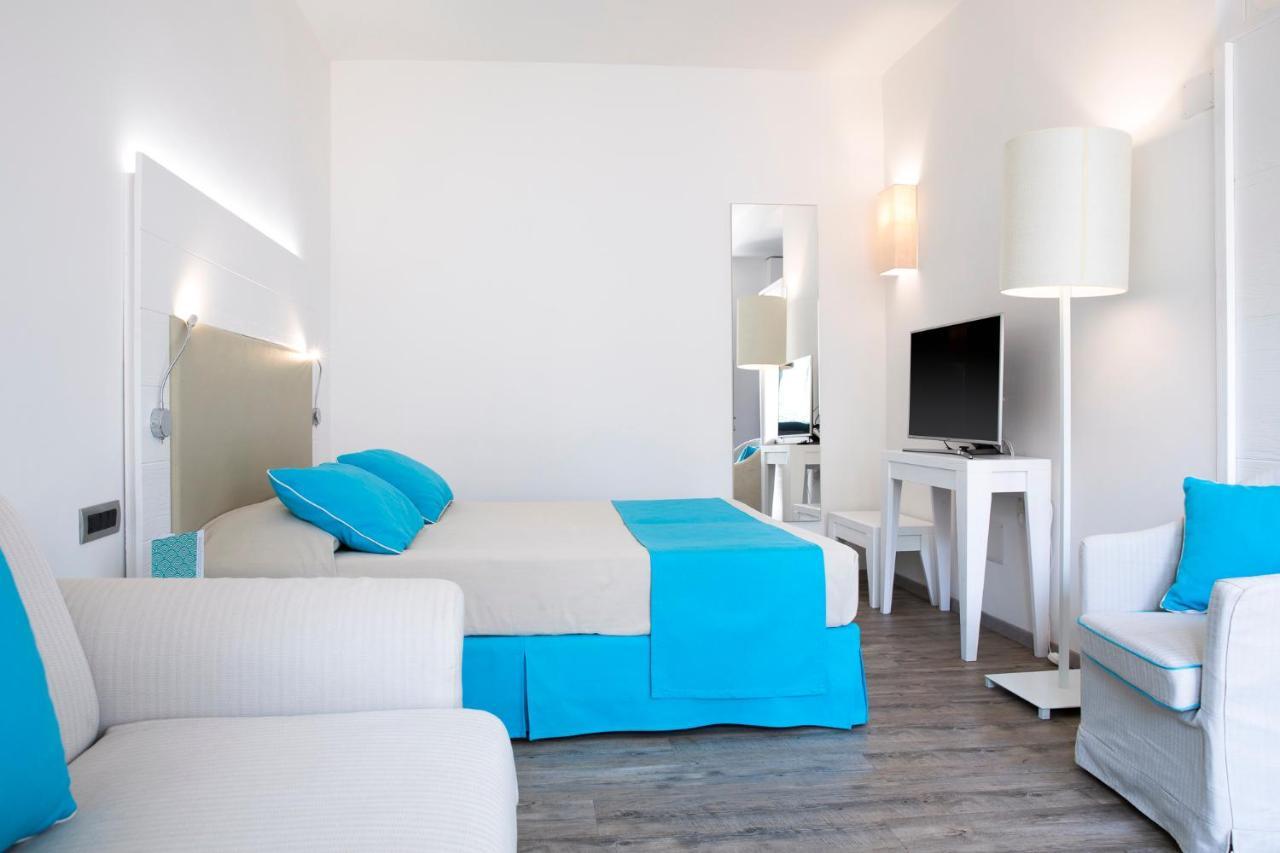 Lu' Hotel Maladroxia Sant'Antìoco Eksteriør billede