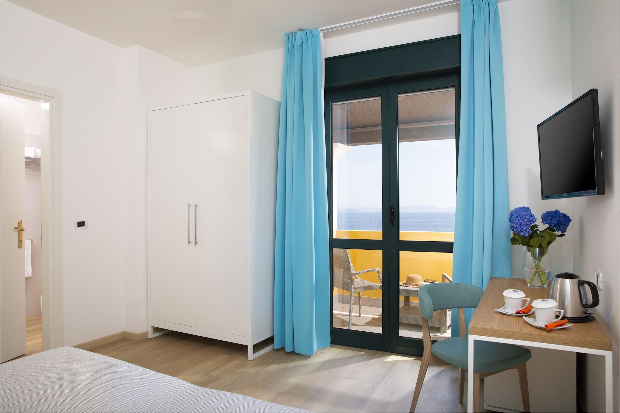 Lu' Hotel Maladroxia Sant'Antìoco Eksteriør billede